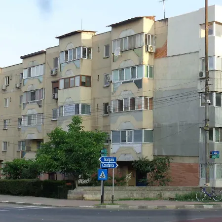 Munteanu *